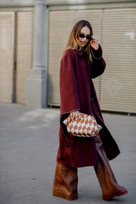 PFW - Zimmermann Street Style Street style, Lily James arriving at Zimmermann Fall-Winter 2026-2027 ready-to-wear show, held at the Carreau du Temple, Paris, France, on March 9th, 2026. Photo by Marie-Paola Bertrand-Hillion ABACAPRESS.COM  Copyright: xBertrand-HillionxMarie-Paola ABACAx
