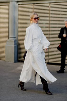 PFW - Zimmermann Street Style Street style, Poppy Delevingne arriving at Zimmermann Fall-Winter 2026-2027 ready-to-wear show, held at the Carreau du Temple, Paris, France, on March 9th, 2026. Photo by Marie-Paola Bertrand-Hillion ABACAPRESS.COM  Copyright: xBertrand-HillionxMarie-Paola ABACAx
