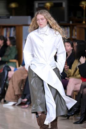 PFW - Time Runway A model walks the runway during the TIME Womenswear Fall Winter 2026-2027 show as part of Paris Fashion Week on March 09, 2026 in Paris, France. Photo by Jana Call me J ABACAPRESS.COM Paris France  Copyright: xJanaxCallxmexJ ABACAx