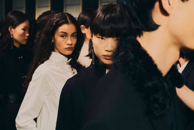 Paris Fashion Week - Women F W 26-27 Shiatzy Chen Fashion Show Backstage Paris, France Layla Nesteruc;Yoon Young Bae Paris Fashion Week - Women F W 26-27 Shiatzy Chen Fashion Show Backstage Paris, France 9th March 2026 SGPItalia id 134576_012 * Not Exclusive  Copyright: xLorenzoxCremonax