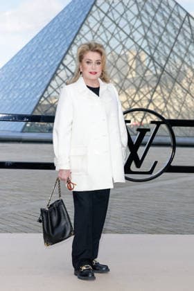 Catherine Deneuve at the photocall of Louis Vuitton Collection Femme Prêt à Porter Automne Hiver 2026 2027 fashion show during Paris Fashion Week on march 10 2026 Olivier Borde Bestimage Photocall of Louis Vuitton Women Ready to Wear Fall Winter 2026 2027 Collection fashion show, during Paris Fashion Week on march 10 2026 Paris France  Copyright: xOLIVIERxBORDEx xBESTIMAGExOLIVIERxBORDEx xBESTIMAGEx