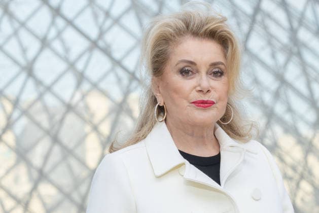 PFW - Louis Vuitton Photocall Catherine Deneuve pictured on photocall of Louis Vuitton Womenswear Fall Winter 2026-2027 show as part of Paris Fashion Week at Louvre Museum, in Paris, France on March 10, 2026. Photo by Alexis Jumeau ABACAPRESS.COM PAris France  Copyright: xJumeauxAlexis ABACAx