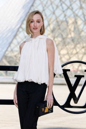 Phoebe Dynevor at the photocall of Louis Vuitton Women Ready to Wear Fall Winter 2026 2027 Collection fashion show, during Paris Fashion Week on march 10 2026 Paris France Olivier Borde Bestimage Photocall of Louis Vuitton Women Ready to Wear Fall Winter 2026 2027 Collection fashion show, during Paris Fashion Week on march 10 2026 Paris France  Copyright: xOLIVIERxBORDEx xBESTIMAGExOLIVIERxBORDEx xBESTIMAGEx