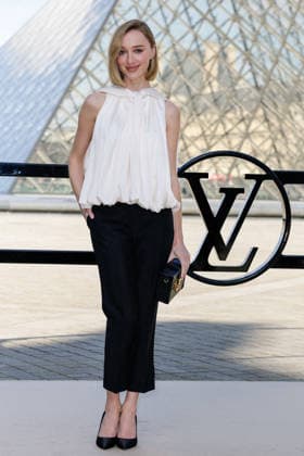 Phoebe Dynevor at the photocall of Louis Vuitton Women Ready to Wear Fall Winter 2026 2027 Collection fashion show, during Paris Fashion Week on march 10 2026 Paris France Olivier Borde Bestimage Photocall of Louis Vuitton Women Ready to Wear Fall Winter 2026 2027 Collection fashion show, during Paris Fashion Week on march 10 2026 Paris France  Copyright: xOLIVIERxBORDEx xBESTIMAGExOLIVIERxBORDEx xBESTIMAGEx