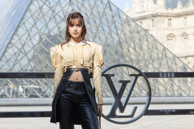 PFW - Louis Vuitton Photocall Lisa pictured on photocall of Louis Vuitton Womenswear Fall Winter 2026-2027 show as part of Paris Fashion Week at Louvre Museum, in Paris, France on March 10, 2026. Photo by Alexis Jumeau ABACAPRESS.COM PAris France  Copyright: xJumeauxAlexis ABACAx