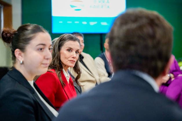 Queen Letizia visits the Cajamar Las Palmerillas Experimental Station in El Ejido for its 50th anniversary Queen Letizia chairs a meeting during the visit to the greenhouses for the 50th anniversary of the Cajamar Las Palmerillas Experimental Station March 10, 2026 in El Elejido, Almeria Andalusia, Spain Queen Letizia has visited the Cajamar Las Palmerillas Experimental Station on the occasion of its 50th anniversary The event was attended by the President of the Provincial Council of Almeria, José Antonio García Alcaina, along with other authorities and representatives of Cajamar During the visit, the advances in agricultural innovation, sustainability and biotechnology of the center were highlighted 10 MARCH 2026 Marian Leó Almeria, Anda  Copyright: xMarianxLeonx 7354869