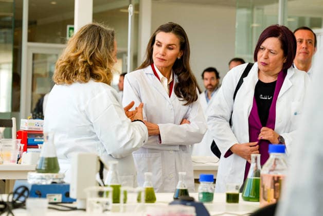 Queen Letizia visits the Cajamar Las Palmerillas Experimental Station in El Ejido for its 50th anniversary Queen Letizia visits the laboratories for the 50th anniversary of the Cajamar Las Palmerillas Experimental Station On March 10, 2026 in El Elejido, Almeria Andalusia, Spain Queen Letizia has visited the Cajamar Las Palmerillas Experimental Station on the occasion of its 50th anniversary The event was attended by the President of the Provincial Council of Almeria, José Antonio García Alcaina, along with other authorities and representatives of Cajamar During the visit, the advances in agricultural innovation, sustainability and biotechnology of the center were highlighted 10 MARCH 2026 Marian Leó Almeria, Andalucia Almeria, Andalucia E  Copyright: xMarianxLeonx 7354874