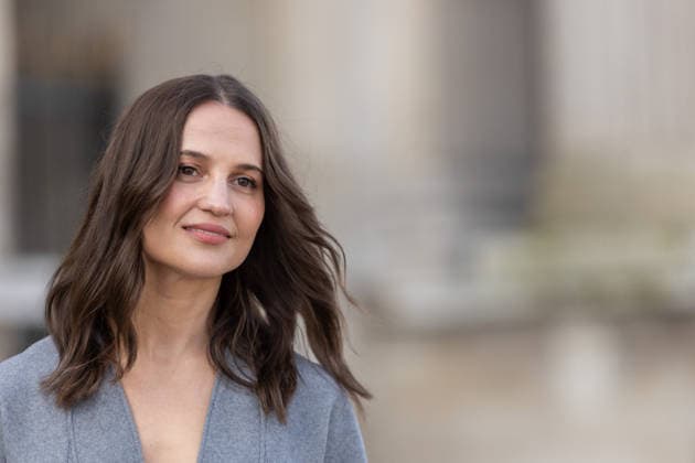 PFW Louis Vuitton Arrivals NB Alicia Vikander arrived at the Louis Vuitton Womenswear Fall Winter 2026-2027 show as part of Paris Fashion Week on March 10, 2026 in Paris, France. Photo by Nasser Berzane ABACAPRESS.COM Paris France  Copyright: xBerzanexNasser ABACAx