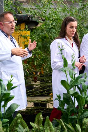 Queen Letizia visits to the Experimental Station for intensive agriculture Las Palmerillas Queen Letizia of Spain attends to the Cajamar Experimental Station for intensive agriculture Las Palmerillas on March 10, 2026 in El Ejido, Spain Photo by IMAGO MPG El Ejido Las Palmerillas Andalucia Spain  Copyright: xMPGx
