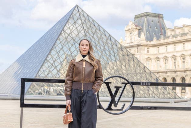 PFW - Louis Vuitton Photocall Erin Doherty pictured on photocall of Louis Vuitton Womenswear Fall Winter 2026-2027 show as part of Paris Fashion Week at Louvre Museum, in Paris, France on March 10, 2026. Photo by Alexis Jumeau ABACAPRESS.COM Paris France  Copyright: xJumeauxAlexis ABACAx