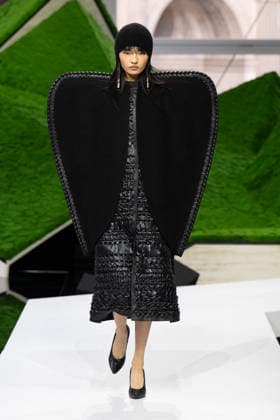 PFW - Louis Vuitton Runway LZ A model walks the runway during the Louis Vuitton Winter 2026-2027 show as part of Paris Fashion Week on March 10, 2026 at Carre du Louvre in Paris, France. Photo by Laurent Zabulon ABACAPRESS.COM  Copyright: xZabulonxLaurent ABACAx
