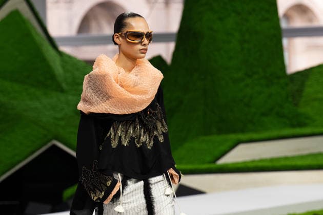 PFW - Louis Vuitton Runway LZ A model walks the runway during the Louis Vuitton Winter 2026-2027 show as part of Paris Fashion Week on March 10, 2026 at Carre du Louvre in Paris, France. Photo by Laurent Zabulon ABACAPRESS.COM  Copyright: xZabulonxLaurent ABACAx