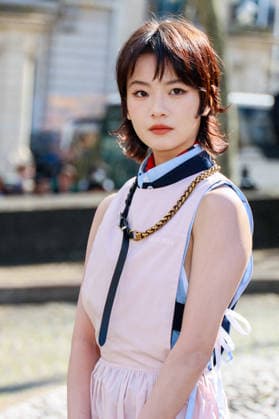 Li Gengxi at Arrivals at the Miu Miu Womens Ready to Wear Fall Winter 2026 2027 show as part of Paris Fashion Week PFW at the palais d lena conseil Economique, social et environnemental, in Paris, France, March 10, 2026 Denis Guignebourg Bestimage Arrivals at the Miu Miu fashion show as part of Paris Fashion Week Fall 2026 held at Place d Iéna on March 10, 2026 in Paris, France Paris France  Copyright: xDenisxGuignebourgx xBestimagexDenisxGuignebourgx xBestimagex