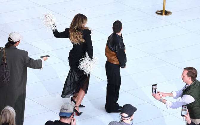 Heidi Klum and Christian Siriano filming Project Runway in NYC TV hosts Heidi Klum and Christian Siriano are filming new season of Project Runway at the Oculus in New York, NY on March 10, 2026. Photo by Dylan Travis ABACAPRESS.COM New York NY  Copyright: xDylanxTravis ABACAx