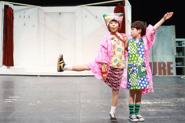S. Korean actors Park Ji-whoo and Ji Yoon-ho S. Korean actors Park Ji-whoo and Ji Yoon-ho South Korean actors Park Ji-whoo (L) and Ji Yoon-ho, who star in the musical Billy Elliot, perform during a publicity event in Goyang, north of Seoul, on March 10, 2026. The musical runs from April 12 to July 26. (Yonhap) 2026-03-11 11:07:12 < 1980-2026 YONHAPNEWS AGENCY. .> °í¾ç½Ã °æ±âµµ EDITORIAL USE ONLY  Copyright: xx PYH2026031106180034400 YonhapxNewsx yonphotos250411