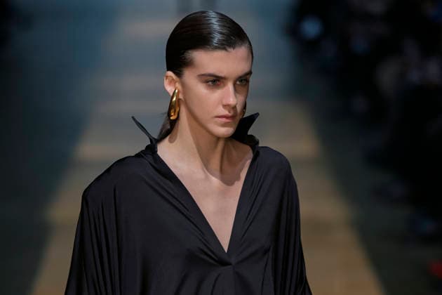 PFW - Situationist Runway A model walks the runway during the Situationist Womenswear Fall Winter 2026-2027 show as part of Paris Fashion Week on March 10, 2026 in Paris, France. Photo by Jana Call me J ABACAPRESS.COM Paris Ile de France France  Copyright: xJanaxCallxmexJ ABACAx