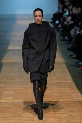 PFW - Situationist Runway A model walks the runway during the Situationist Womenswear Fall Winter 2026-2027 show as part of Paris Fashion Week on March 10, 2026 in Paris, France. Photo by Jana Call me J ABACAPRESS.COM Paris Ile de France France  Copyright: xJanaxCallxmexJ ABACAx