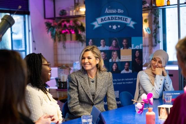 11-03-2026 Amsterdam Queen Maxima presented a workbook at the Anne-Bo Foundation, a foundation focuses on girls for whom studying is not a given, for example, because they grow up in poverty, have a history of refugee status, or have been in youth care, at LAB111 in Amsterdam. Â  Copyright: xPPEx