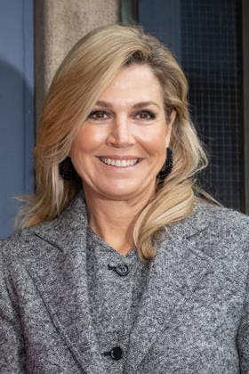 11-03-2026 Amsterdam Queen Maxima presented a workbook at the Anne-Bo Foundation, a foundation focuses on girls for whom studying is not a given, for example, because they grow up in poverty, have a history of refugee status, or have been in youth care, at LAB111 in Amsterdam. Â  Copyright: xPPEx