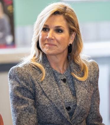 Amsterdam, The Netherlands, 2026-03-11 12:16:28 AMSTERDAM, March 11, 2026, LAB111 Queen Maxima presenting a workbook to the Anne-Bo Foundation at LAB111 in Amsterdam. The foundation focuses on girls for whom studying is not a given, for example, because they grow up in poverty, have a history of refugee status, or come from youth care. PHOTO: NLBeeld Patrick van Emst Credit: NL Beeld Patrick van Emst  Copyright: xx x