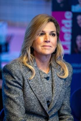 Amsterdam, The Netherlands, 2026-03-11 12:40:42 AMSTERDAM, March 11, 2026, LAB111 Queen Maxima presenting a workbook to the Anne-Bo Foundation at LAB111 in Amsterdam. The foundation focuses on girls for whom studying is not a given, for example, because they grow up in poverty, have a history of refugee status, or come from youth care. PHOTO: NLBeeld Patrick van Emst Credit: NL Beeld Patrick van Emst  Copyright: xx x