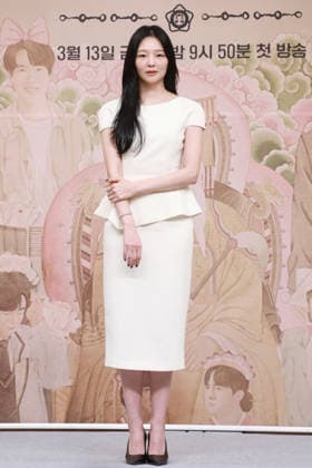 S. Korean actress Lee Som S. Korean actress Lee Som South Korean actress Lee Som, who stars in the new drama Phantom Lawyer, poses for a photo during a publicity event in Seoul on March 11, 2026. The first episode of the drama will be aired by the SBS TV network on March 13. (Yonhap) 2026-03-12 09:58:19 < 1980-2026 YONHAPNEWS AGENCY. .> ¼­¿ïÆ¯º°½Ã EDITORIAL USE ONLY  Copyright: xx PYH2026031204450034400 YonhapxNewsx yonphotos250443