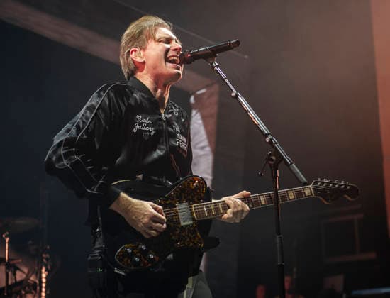 Franz Ferdinand at O2 Academy Brixton 11 03 2026 Franz Ferdinand perform at O2 Academy Brixton in London on 11th March 2026. Alex Kapranos lead vocals, guitar Bob Hardy bass, Julian Corrie keyboards, Dino Bardot guitar, Audrey Tait drums., Credit:Zoran Veselinovic Avalon UK, London, O2 Academy Brixton  Copyright: xZoranxVeselinovicx xAvalonx 1082115031
