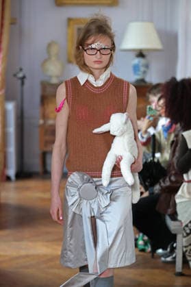 PFW - Florentina Leitner Runway A model walks the runway during the Florentina Leitner Womenswear Fall Winter 2026-2027 show as part of Paris Fashion Week on March 10, 2026 in Paris, France. Photo by Alain Gil Gonzalez ABACAPRESS.COM Paris France  Copyright: xGonzalezxAlain-Gil ABACAx