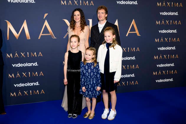 11-03-2026 Premiere of the second season of the Videoland Original drama series Maxima in De Nieuwe Kerk, Amsterdam. Martijn Lakemeier Als Willem-Alexander en Delfina Chaves Als Maxima met Julie Als Amalia, Nina Als Ariane n Philou Als Alexia Â  Copyright: xPPEx