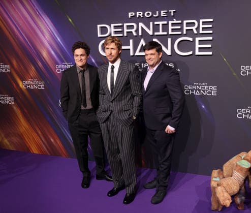 Projet Derniere Chance - Photocall Phil Lord, Ryan Gosling and Chris Miller attend the Projet Derniere Chance (Project Hail Mary) - Photocall on March 11, 2026 in Paris, France.  Copyright: xDFYx