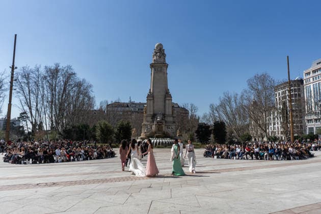 Inaugural fashion show of OMODA Madrid es Moda in Plaza de Espana Inaugural fashion show of OMODA Madrid es Moda in Plaza de Espana, on March 12, 2026, in Madrid Spain Organized by the Asociación Creadores de Moda de Espana ACME and the Madrid City Council, the show brings together 24 designers on an outdoor runway with the historic buildings as a backdrop, the show brings together 24 designers on an outdoor catwalk with the historic buildings of the square as a backdrop, combining established names - Devota Lomba, Roberto Verino, Roberto Torretta, Oteyza - with avant-garde firms such as Eduardo Navarrete and Dominnico 12 MARCH 2026 César Vallejo Rodrí Madrid Madrid Spain  Copyright: xCÃ sarxVallejoxRodriguezx 7360504