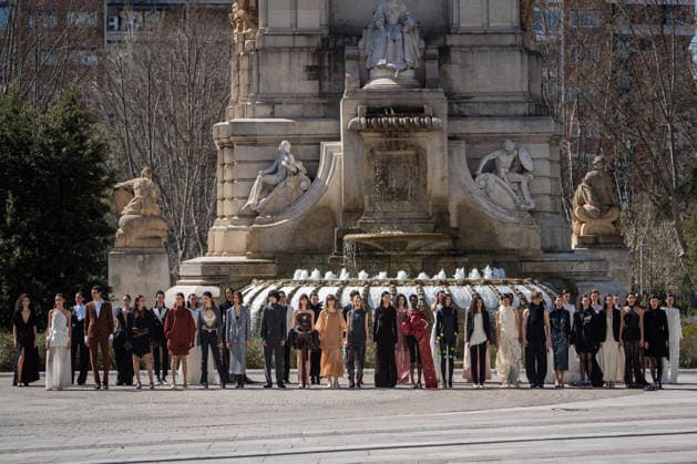 Inaugural fashion show of OMODA Madrid es Moda in Plaza de Espana Inaugural fashion show of OMODA Madrid es Moda in Plaza de Espana, on March 12, 2026, in Madrid Spain Organized by the Asociación Creadores de Moda de Espana ACME and the Madrid City Council, the show brings together 24 designers on an outdoor runway with the historic buildings as a backdrop, the show brings together 24 designers on an outdoor catwalk with the historic buildings of the square as a backdrop, combining established names - Devota Lomba, Roberto Verino, Roberto Torretta, Oteyza - with avant-garde firms such as Eduardo Navarrete and Dominnico 12 MARCH 2026 César Vallejo Rodrí Madrid Madrid Spain  Copyright: xCÃ sarxVallejoxRodriguezx 7360506