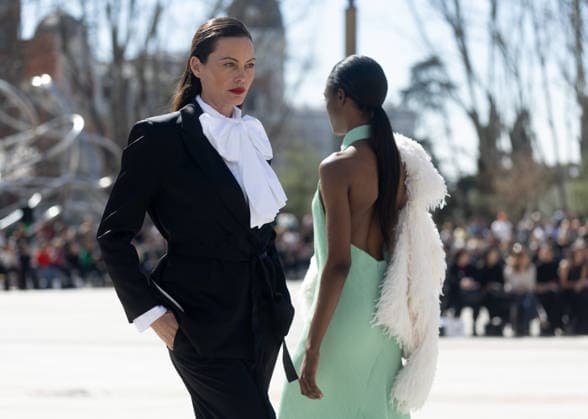 Inaugural fashion show of OMODA Madrid es Moda in Plaza de Espana Inaugural fashion show of OMODA Madrid es Moda in Plaza de Espana, on March 12, 2026, in Madrid Spain Organized by the Asociación Creadores de Moda de Espana ACME and the Madrid City Council, the show brings together 24 designers on an outdoor runway with the historic buildings as a backdrop, the show brings together 24 designers on an open-air catwalk with the historic buildings of the square as a backdrop, combining established names - Devota Lomba, Roberto Verino, Roberto Torretta, Oteyza - with avant-garde firms such as Eduardo Navarrete and Dominnico 12 MARCH 2026 Madrid Madrid Spain  Copyright: xEduardoxParrax 7360570