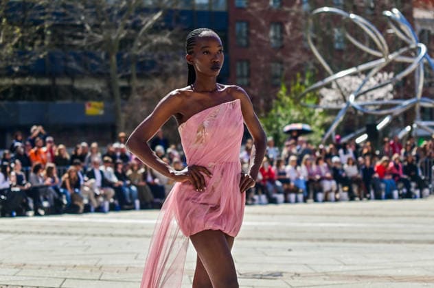 March 12, 2026, Madrid, Madrid, SPAIN: Models walk the runway on the urban catwalk set up in Plaza de EspaoÂ±a during the opening event of OMODA Madrid es Moda, marking the start of Madrid Fashion Week. The show brings together 25 Spanish independent fashion designers in one of the capital s most iconic locations. Madrid SPAIN - ZUMAz108 20260312_znp_z108_033 Copyright: xRichardxZubelzux