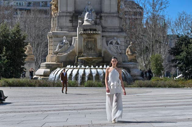 March 12, 2026, Madrid, Madrid, Spain: Model walks the runway during the opening show of OMODA MADRID ES MODA, at Plaza de EspaoÂ±a in Madrid, Spain. Madrid Spain  - ZUMAc312 20260312_zsp_c312_002 Copyright: xOscarxManuelxSanchezx