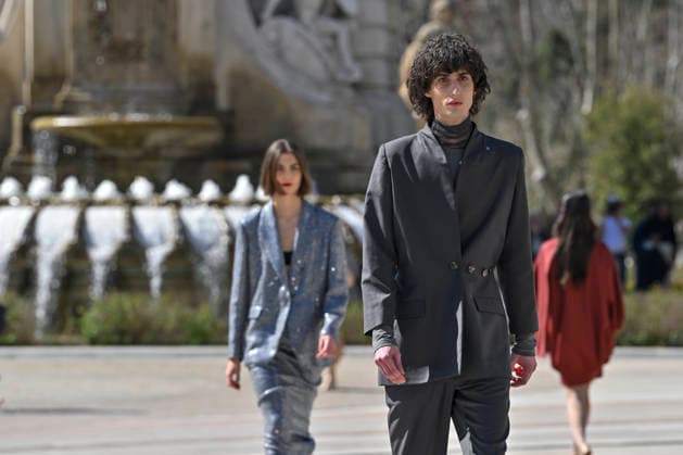 March 12, 2026, Madrid, Madrid, Spain: Model walks the runway during the opening show of OMODA MADRID ES MODA, at Plaza de EspaoÂ±a in Madrid, Spain. Madrid Spain  - ZUMAc312 20260312_zsp_c312_033 Copyright: xOscarxManuelxSanchezx