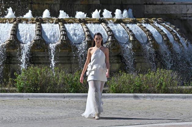 March 12, 2026, Madrid, Madrid, Spain: Model walks the runway during the opening show of OMODA MADRID ES MODA, at Plaza de EspaoÂ±a in Madrid, Spain. Madrid Spain  - ZUMAc312 20260312_zsp_c312_017 Copyright: xOscarxManuelxSanchezx