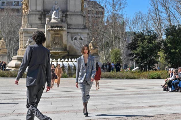 March 12, 2026, Madrid, Madrid, Spain: Model walks the runway during the opening show of OMODA MADRID ES MODA, at Plaza de EspaoÂ±a in Madrid, Spain. Madrid Spain  - ZUMAc312 20260312_zsp_c312_026 Copyright: xOscarxManuelxSanchezx