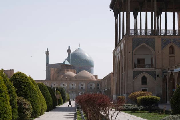 Daily Life In Isfahan Amid U.S.-Israeli Military Campaign An Iranian man walks through the area in the historic Naqsh-e Jahan Square, which is empty of crowds and tourists due to the U.S.-Israeli military campaign, in Isfahan, Iran, on March 11, 2026. Tehran Iran  Copyright: xMortezaxNikoubazlx originalFilename: nikoubazl-dailylif260311_npcFE.jpg