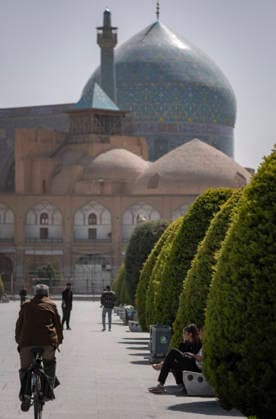Daily Life In Isfahan Amid U.S.-Israeli Military Campaign A view of the historic Naqsh-e Jahan Square is empty of crowds and tourists due to the U.S.-Israeli military campaign in Isfahan, Iran, on March 11, 2026. Tehran Iran  Copyright: xMortezaxNikoubazlx originalFilename: nikoubazl-dailylif260311_npUwu.jpg