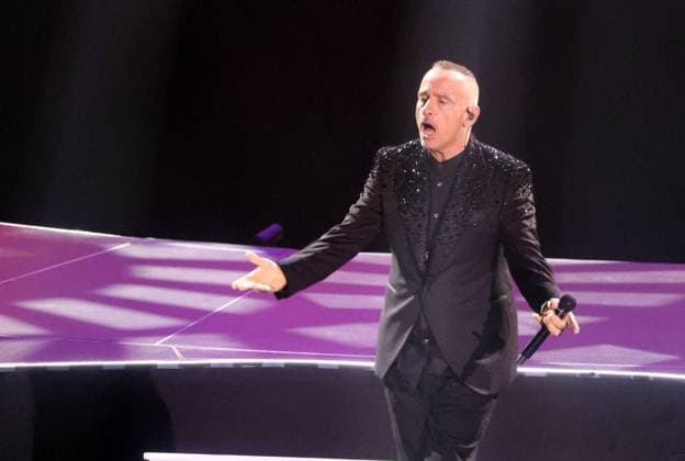 Eros Ramazzotti Una storia importante Tour FOR EDITORIAL PURPOSES ONLY EDITORIAL USE ONLY p Eros Ramazzotti on Una storia importante Tour at Rudolf Weber Arena Oberhausen on Thursday, March 12, 2026 Germany NRW Oberhausen Copyright KerstinxBögeholz Copyright: KerstinxBögeholz doc84y67bxl77m1lp15k22gp ,EDITORIAL USE ONLY Copyright: KerstinxBögeholz