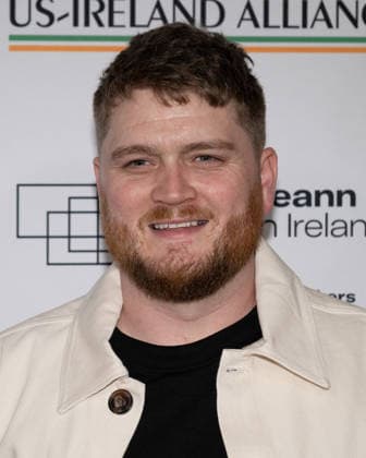 March 12, 2026, Los Angeles, California, USA: Irish singer DAVE LOFTS attends the 20th Annual Oscar Wilde Awards green carpet. Los Angeles USA - ZUMAb173 20260312_aap_b173_025 Copyright: xBillyxBennightx
