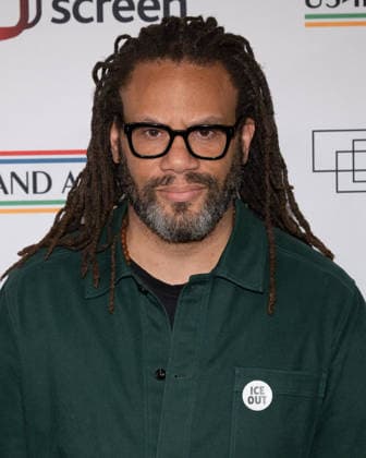 March 12, 2026, Los Angeles, California, USA: American film and television producer, entrepreneur, and cultural commentator FRANKLIN LEONARD attends the 20th Annual Oscar Wilde Awards green carpet. Los Angeles USA - ZUMAb173 20260312_aap_b173_070 Copyright: xBillyxBennightx