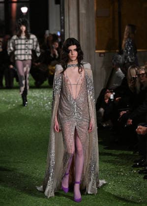 Valentino Runway - Rome A model walks the runway at Italian fashion house Valentino Show ‘Interferenze’ Fall Winter 2026 collection at Palazzo Barberini in Rome, Italy on March 12, 2026, two months after the death of founder Valentino Garavani. Italian fashion house Valentino returned to its roots with an evocative catwalk show held in the galleries of the Palazzo Barberini, a Baroque palace now home to masterpieces of the greatest artists of the Renaissance. Photo by Eric Vandeville ABACAPRESS.COM Rome Italy  Copyright: xVandevillexEric ABACAx