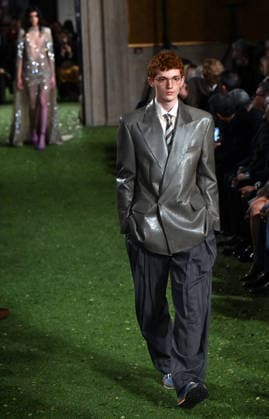 Valentino Runway - Rome A model walks the runway at Italian fashion house Valentino Show ‘Interferenze’ Fall Winter 2026 collection at Palazzo Barberini in Rome, Italy on March 12, 2026, two months after the death of founder Valentino Garavani. Italian fashion house Valentino returned to its roots with an evocative catwalk show held in the galleries of the Palazzo Barberini, a Baroque palace now home to masterpieces of the greatest artists of the Renaissance. Photo by Eric Vandeville ABACAPRESS.COM Rome Italy  Copyright: xVandevillexEric ABACAx