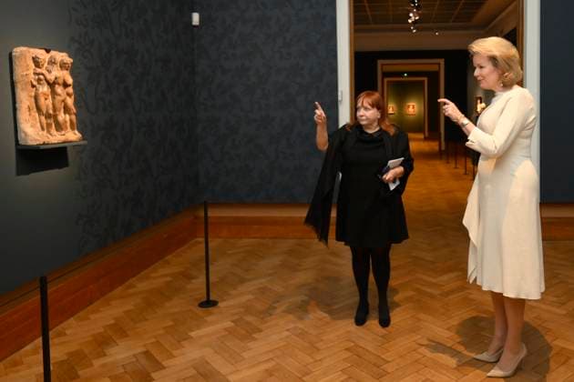 Queen Mathilde Visit The Exhibition Beauty and Ugliness BRUSSELS, BELGIUM - Queen Mathilde of Belgium visits the BOZAR exhibition Beauty and Ugliness on January 01, 2000 in Brussels, Belgium, 01 01 2000 Brussels Belgium  Copyright: xPhilipxReynaersx