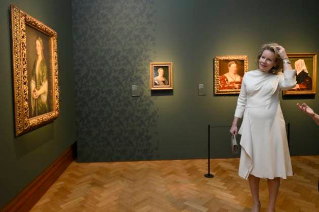 Queen Mathilde Visit The Exhibition Beauty and Ugliness BRUSSELS, BELGIUM - Queen Mathilde of Belgium visits the BOZAR exhibition Beauty and Ugliness on January 01, 2000 in Brussels, Belgium, 01 01 2000 Brussels Belgium  Copyright: xPhilipxReynaersx