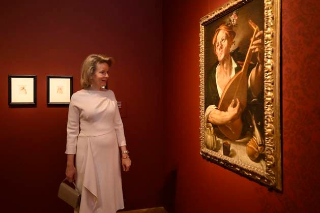 Queen Mathilde Visit The Exhibition Beauty and Ugliness BRUSSELS, BELGIUM - Queen Mathilde of Belgium visits the BOZAR exhibition Beauty and Ugliness on January 01, 2000 in Brussels, Belgium, 01 01 2000 Brussels Belgium  Copyright: xPhilipxReynaersx