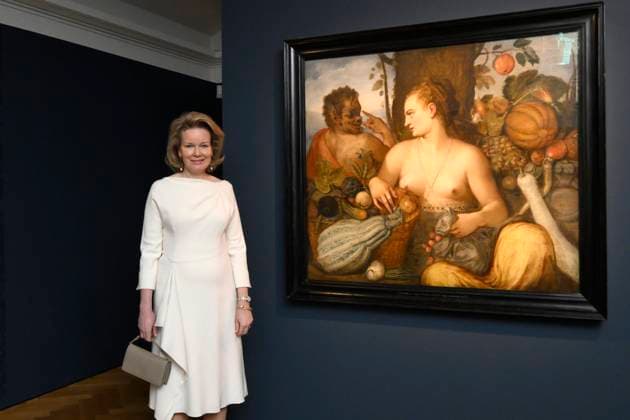 Queen Mathilde Visit The Exhibition Beauty and Ugliness BRUSSELS, BELGIUM - Queen Mathilde of Belgium visits the BOZAR exhibition Beauty and Ugliness on January 01, 2000 in Brussels, Belgium, 01 01 2000 Brussels Belgium  Copyright: xPhilipxReynaersx