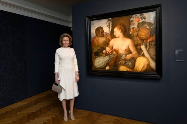 Queen Mathilde Visit The Exhibition Beauty and Ugliness BRUSSELS, BELGIUM - Queen Mathilde of Belgium visits the BOZAR exhibition Beauty and Ugliness on January 01, 2000 in Brussels, Belgium, 01 01 2000 Brussels Belgium  Copyright: xPhilipxReynaersx